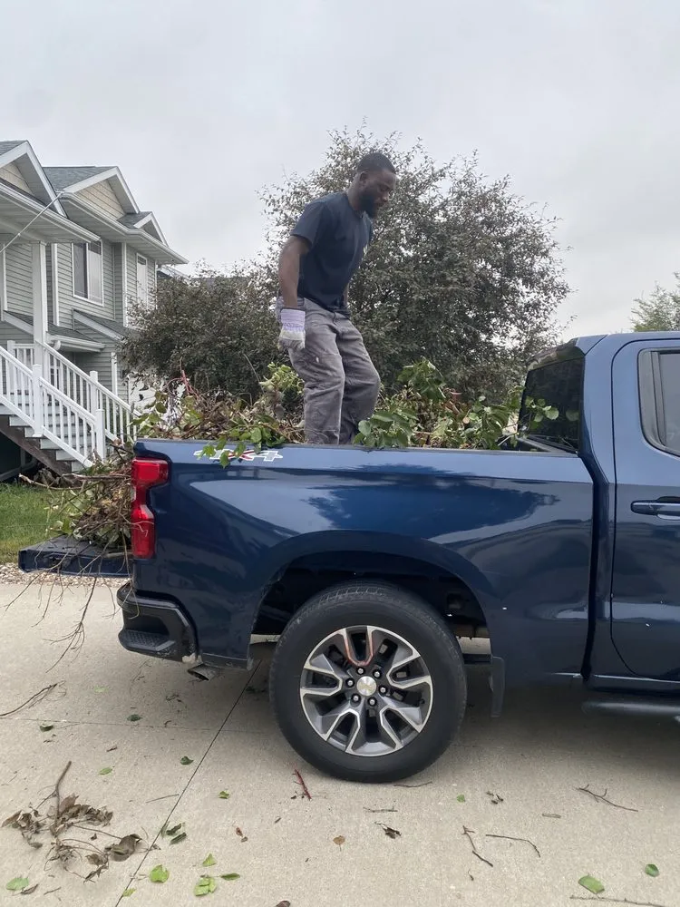 Trusted lawn care service in Cedar Rapids, IA - K and D Services