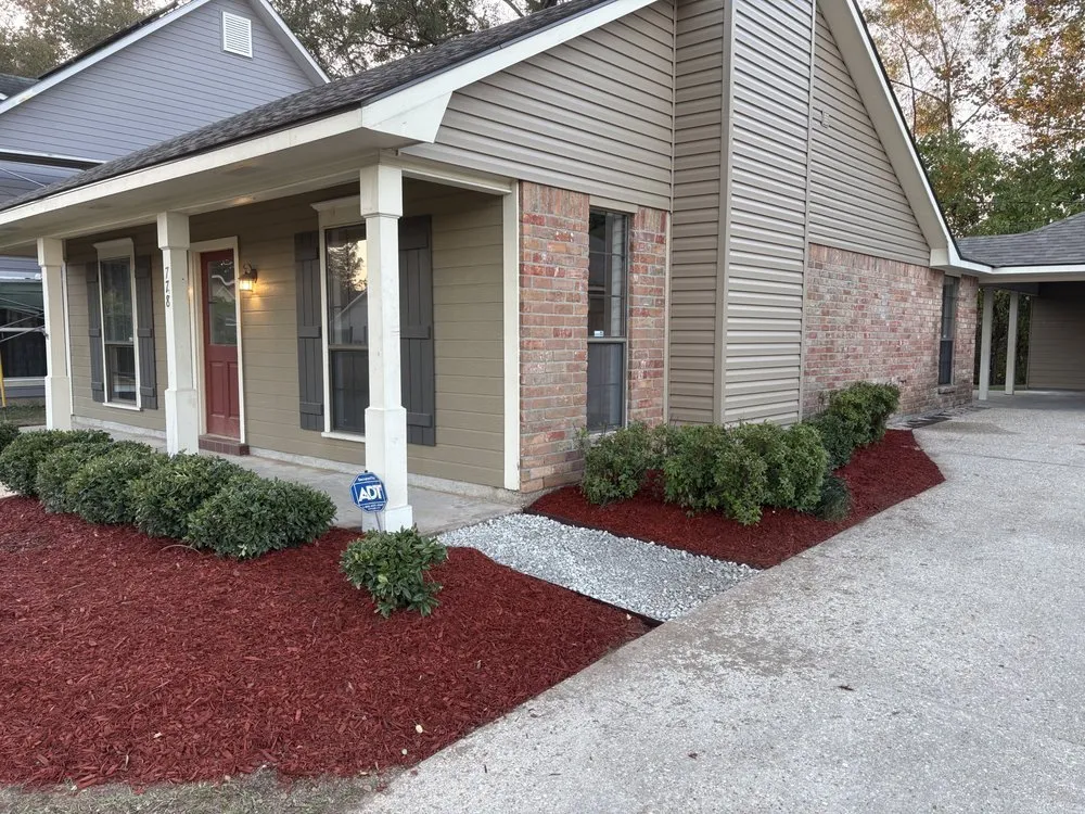 Top-rated garden landscaping with custom design in Holden, LA by K and E Resources