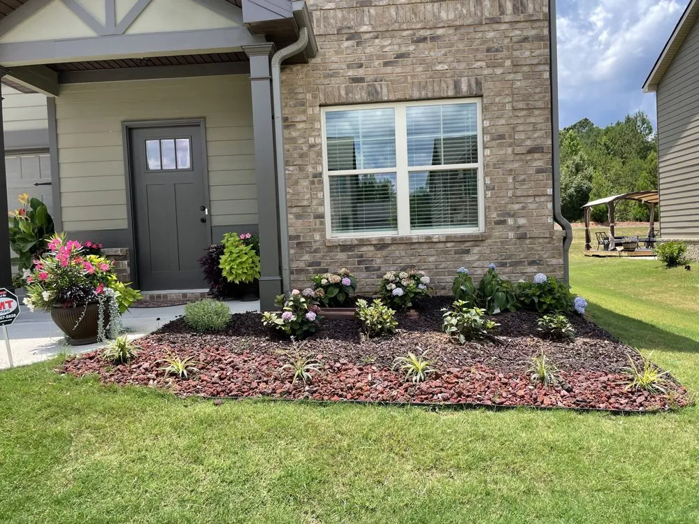 Local yard maintenance in McDonough, GA - K and K Kreative Designes