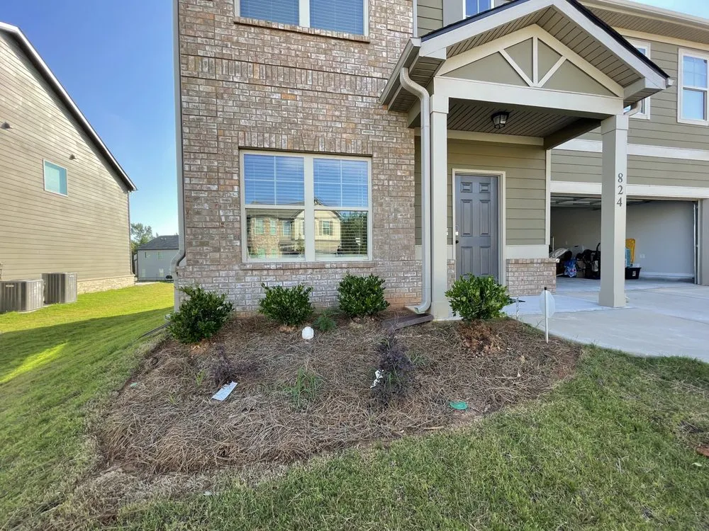 Reliable yard cleanup service in McDonough, GA - K and K Kreative Designes