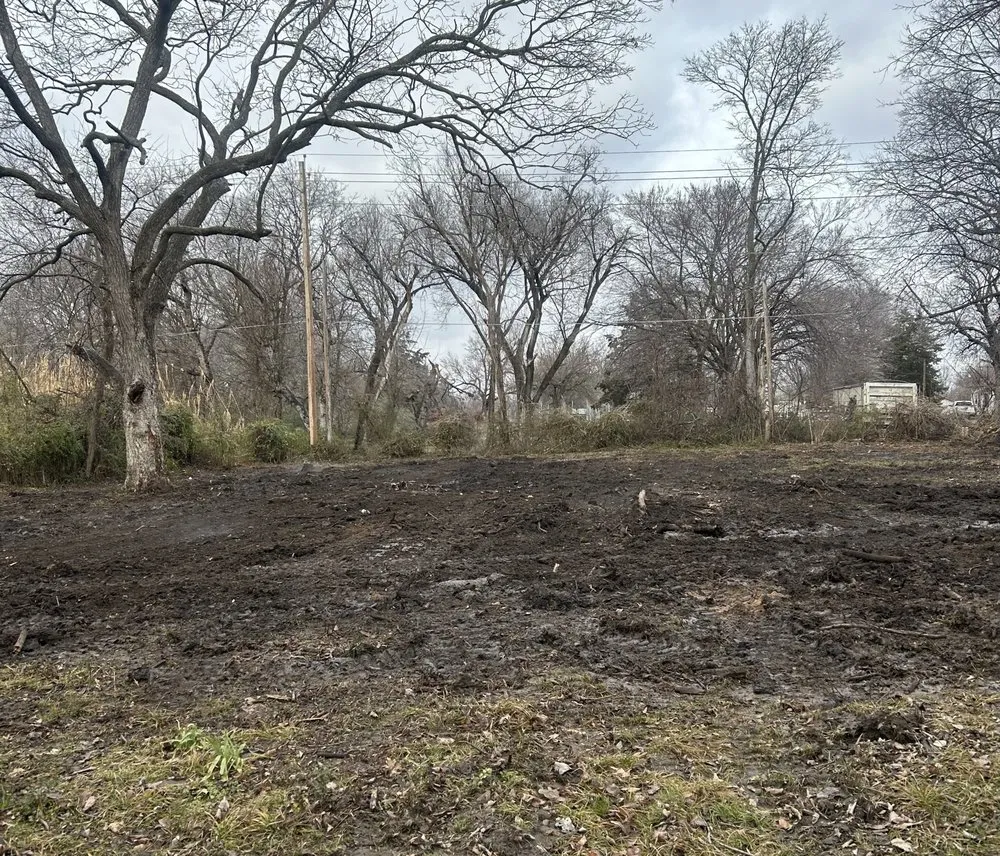 Top-rated lawn care service for homes across Mounds, OK - K and M Forestry and Land Management