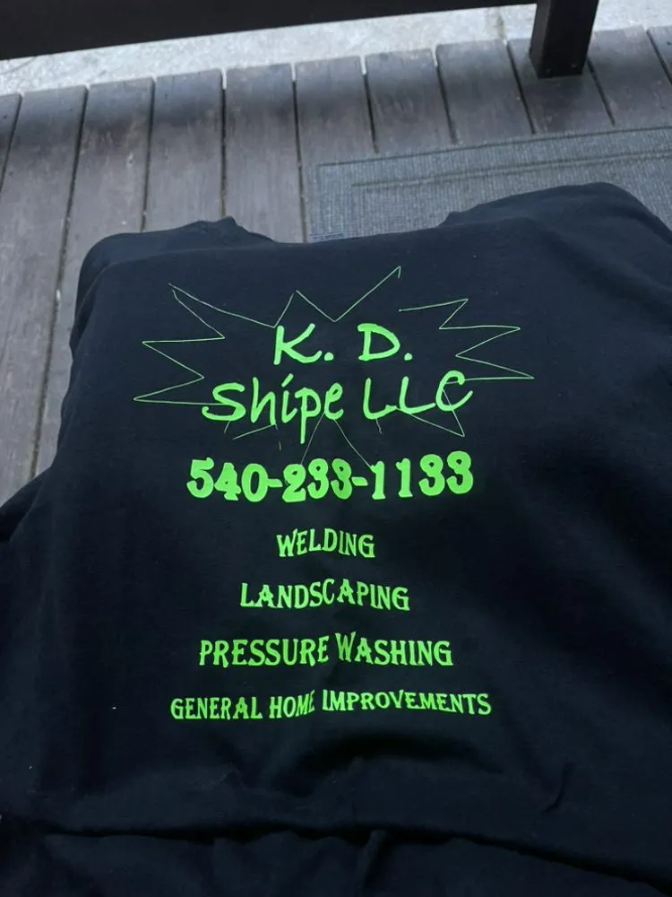 Custom lawn care service with custom design across Basye, VA - K D Shipe