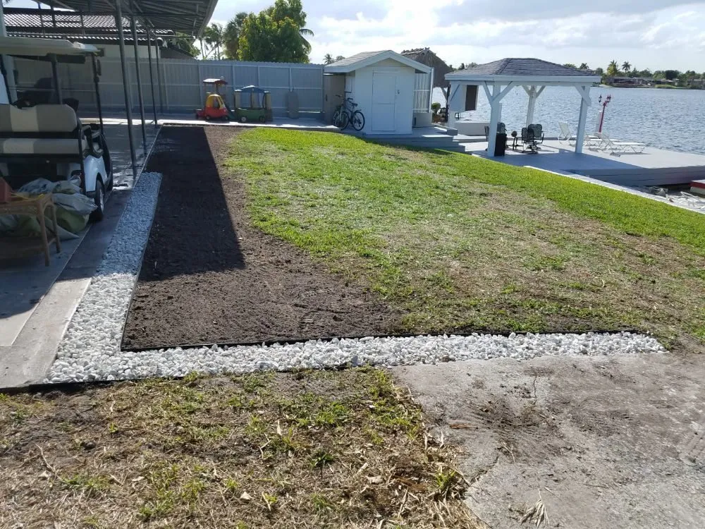 Trusted garden landscaping in Hialeah, FL by K-Diaz Landscaping