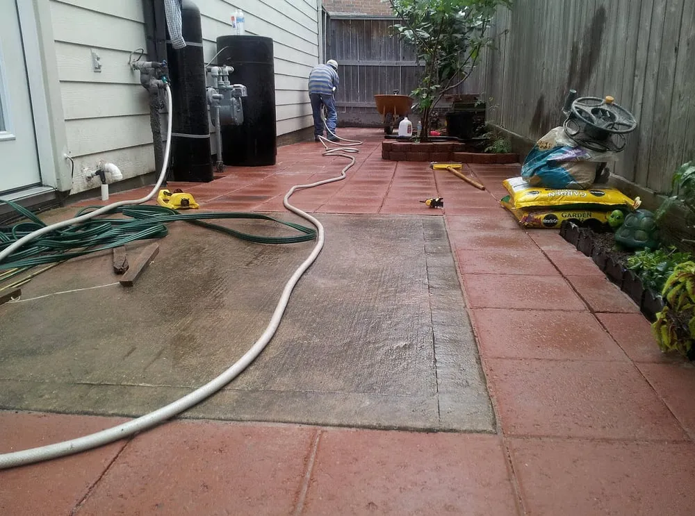 Trusted yard maintenance for beautiful yards across Houston, TX - K-Lawn