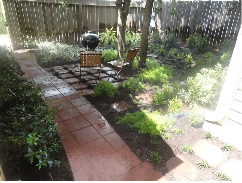 Professional lawn care service experts serving Houston, TX - K-Lawn