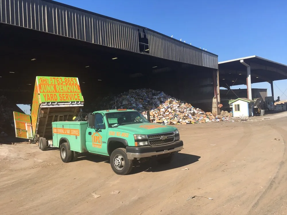Professional yard cleanup service in Yuba City, CA - K P S