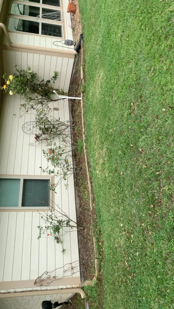 Custom yard maintenance for beautiful yards in Holiday Lakes, TX by K Services