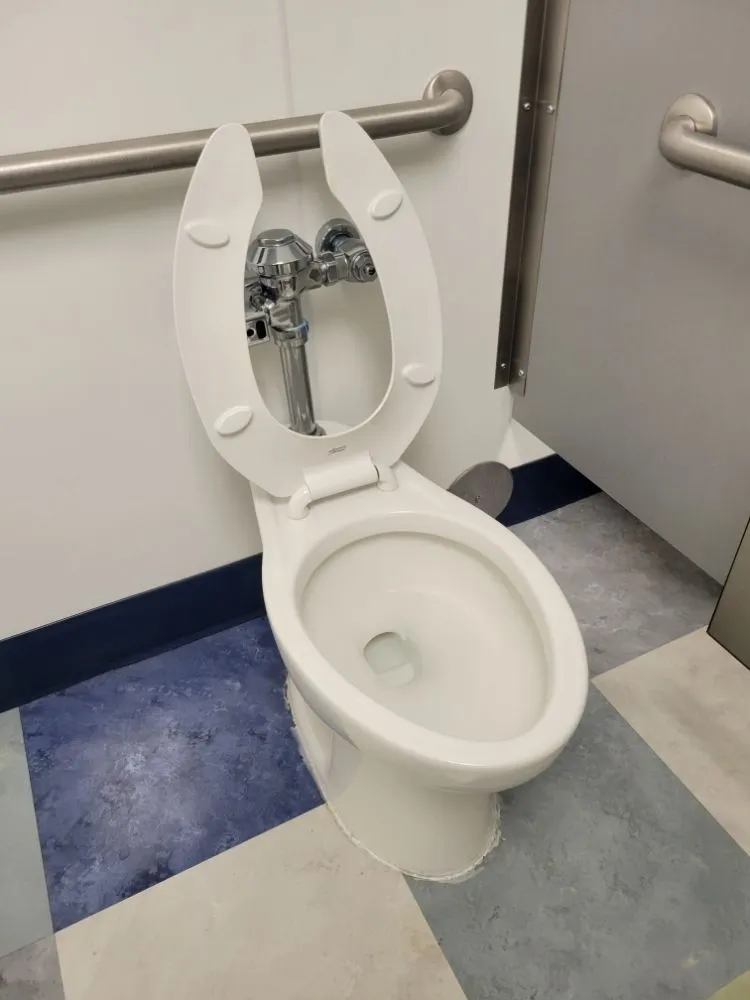 Local lawn care service for residential properties in Mexico, MO by K2 Cleaning Service