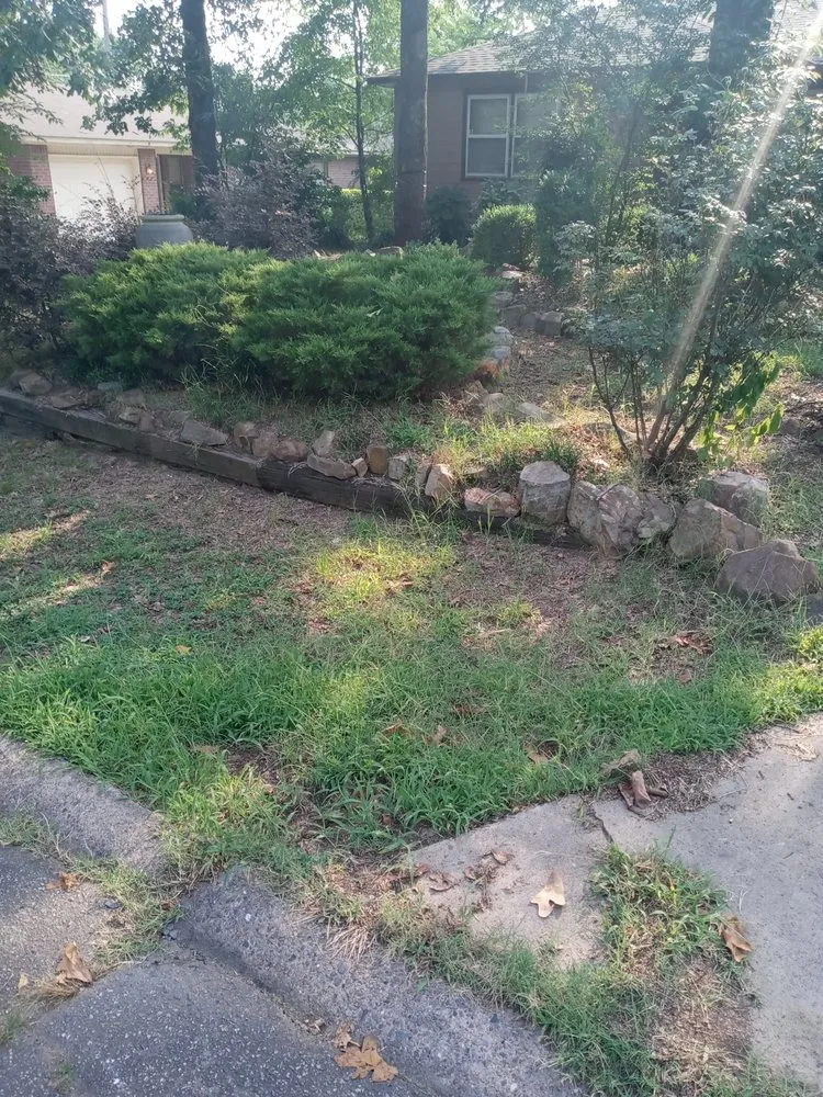 Affordable landscaping services in Conway, AR by K&a landscaping