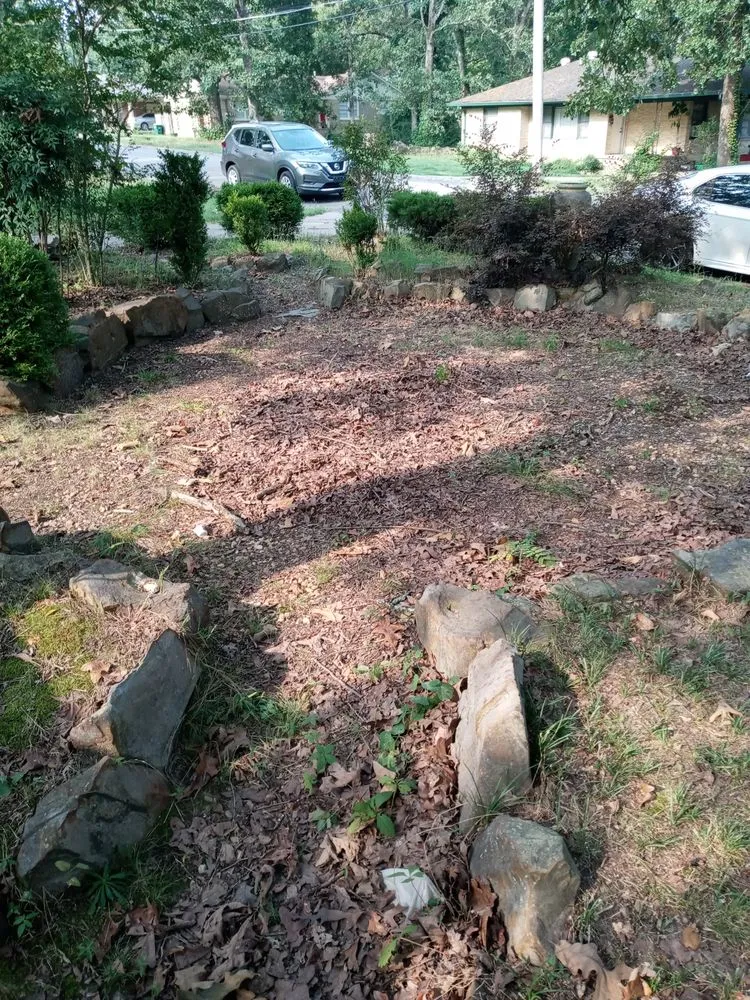 Affordable lawn care service in Conway, AR by K&a landscaping