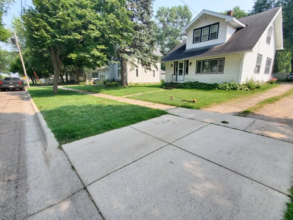 Reliable yard maintenance in Albert Lea, MN by KA Lawn Care