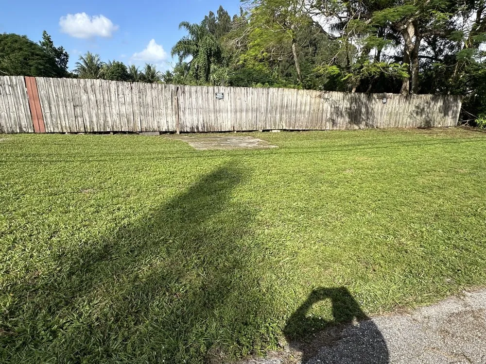 Top-rated landscaping services in Haverhill, FL - K&A Lawn Care Services