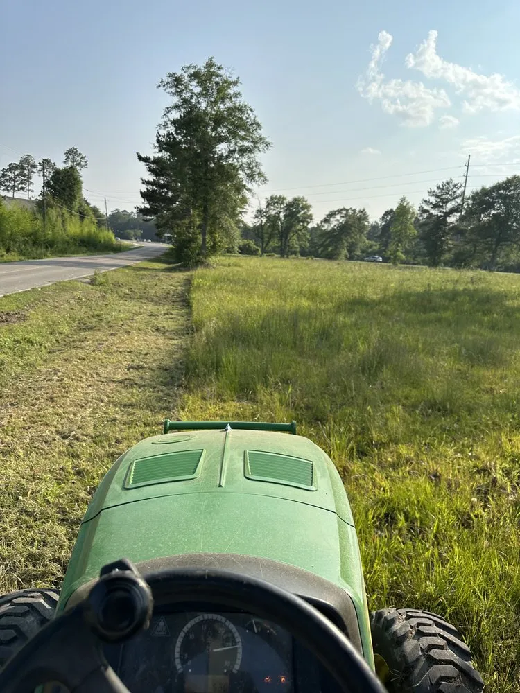 Custom yard cleanup service for year-round maintenance in Hattiesburg, MS by K&A Tractor Service