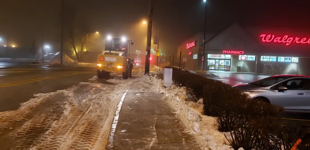 Local yard maintenance for beautiful yards in Kingston, IL by Kacoa Landscaping