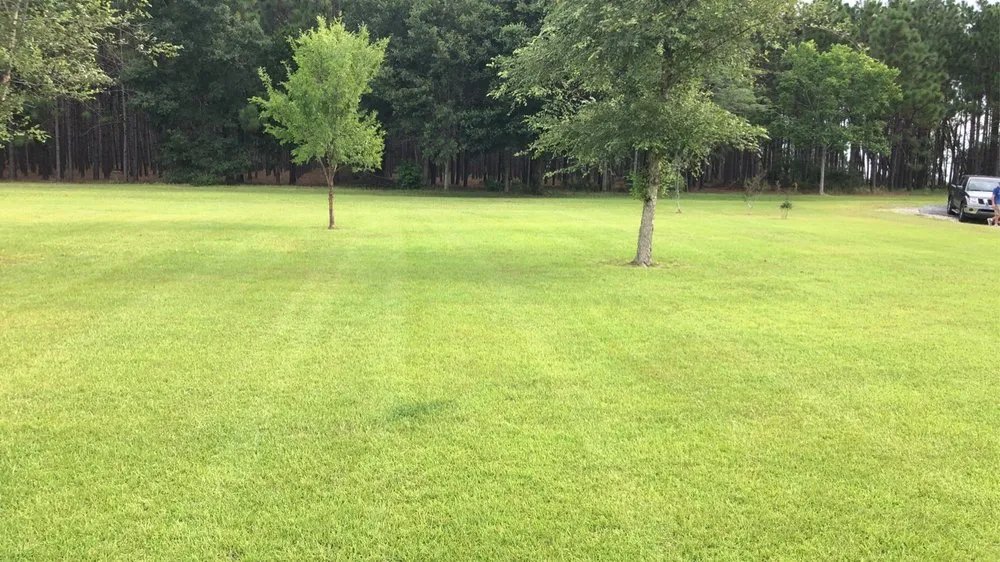 Trusted garden landscaping in Robertsdale, AL - Kaechele’s Lawn Maintenance