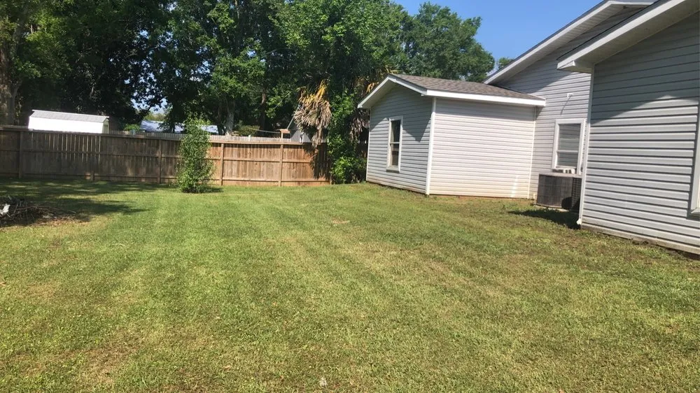 Local residential landscaping in Robertsdale, AL - Kaechele’s Lawn Maintenance