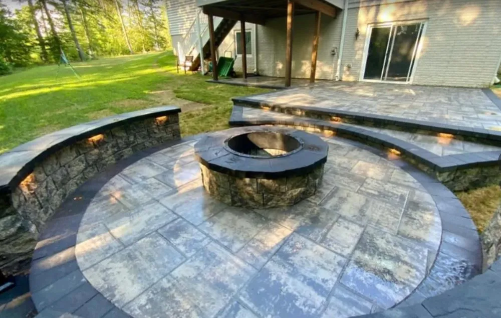 Trusted yard cleanup service for homes in Springfield, VA by Kaeler Lawn & Landscaping