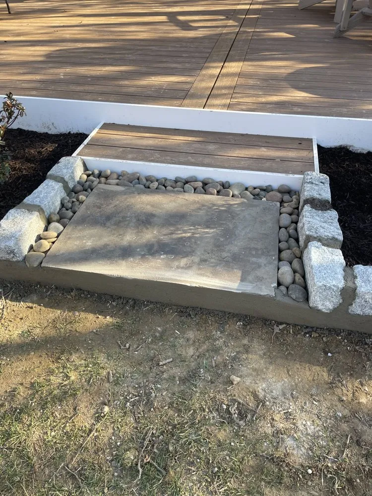 Trusted garden landscaping for beautiful yards in Springfield, VA by Kaeler Lawn & Landscaping