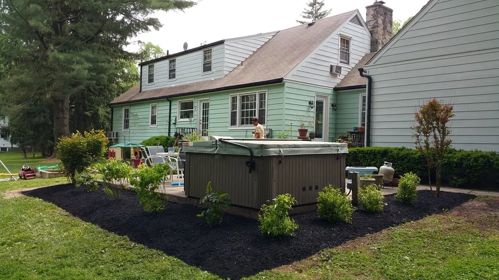 Affordable yard maintenance in Aston, PA - Kagle's Specialty Gardens