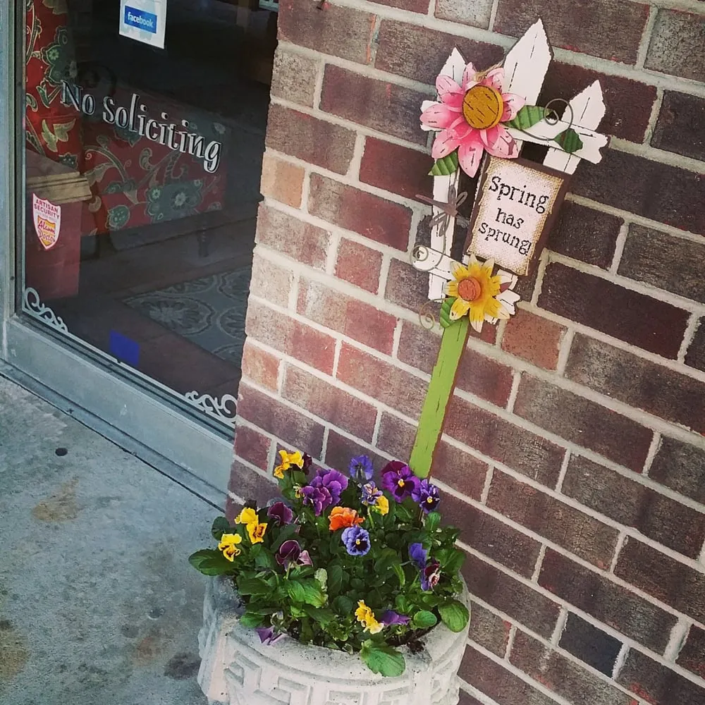 Trusted landscaping services in Aston, PA - Kagle's Specialty Gardens