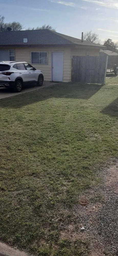Expert lawn care service experts serving Woodward, OK - Kain’s Lawn Care