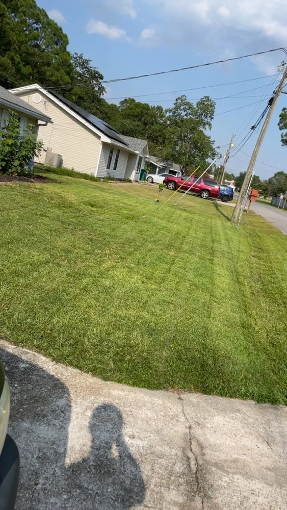 Affordable garden landscaping in Fort Walton Beach, FL - Kai’s Lawn Service