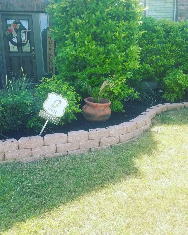 Top-rated yard cleanup service in New Braunfels, TX by Kaiser Lawn Care