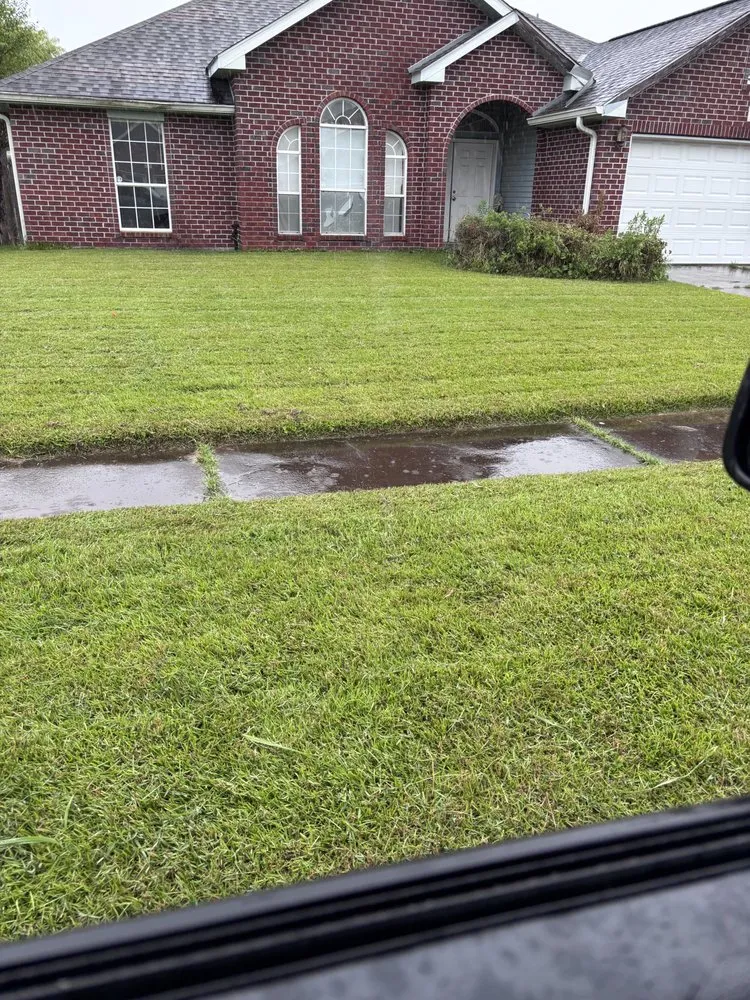 Expert residential landscaping experts serving Laplace, LA - Kaizen’s Groundkeeping