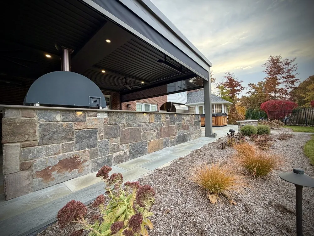 Professional yard cleanup service experts serving Kalamazoo, MI - Kalamazoo Hardscape