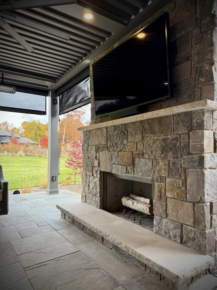 Expert landscape installation experts serving Kalamazoo, MI - Kalamazoo Hardscape