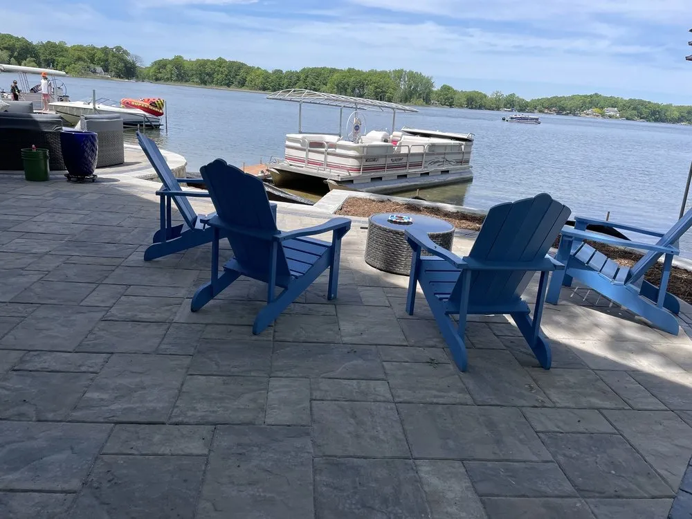 Reliable garden landscaping for residential properties in Kalamazoo, MI by Kalamazoo Hardscape