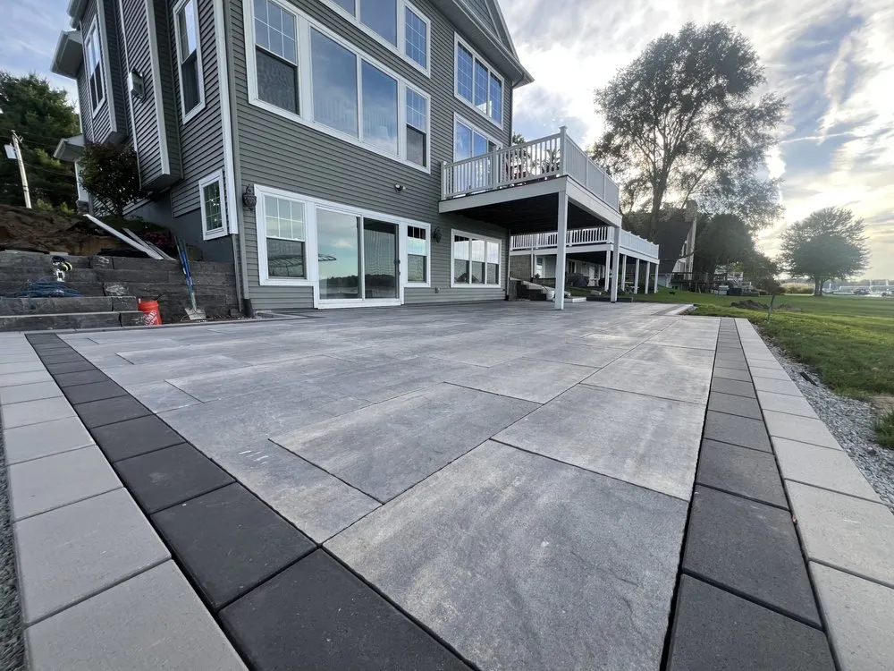 Affordable residential landscaping experts serving Kalamazoo, MI - Kalamazoo Hardscape