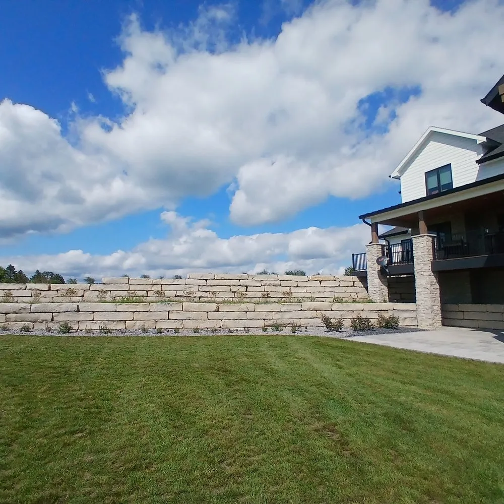 Affordable yard maintenance experts serving Johnston, IA - Kaldenberg's PBS Landscaping & Lawn Care