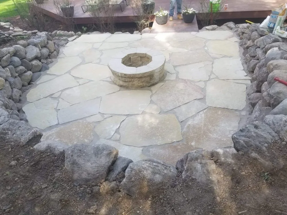 Top-rated yard maintenance in Johnston, IA - Kaldenberg's PBS Landscaping & Lawn Care