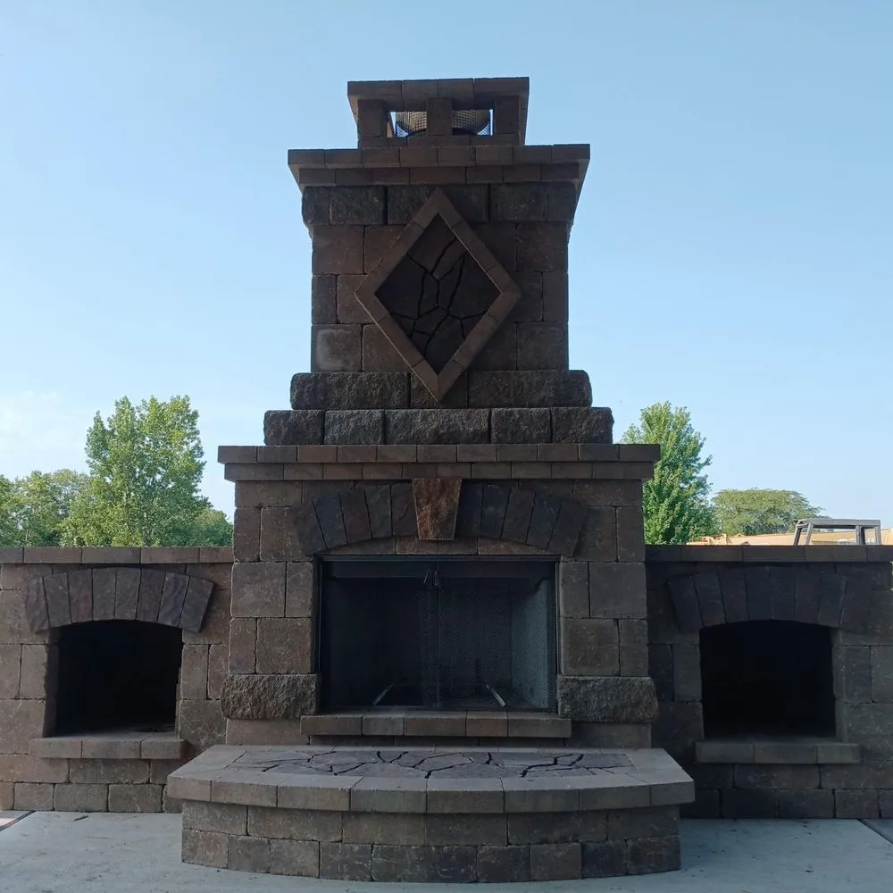 Top-rated landscape installation for beautiful yards in Johnston, IA by Kaldenberg's PBS Landscaping & Lawn Care