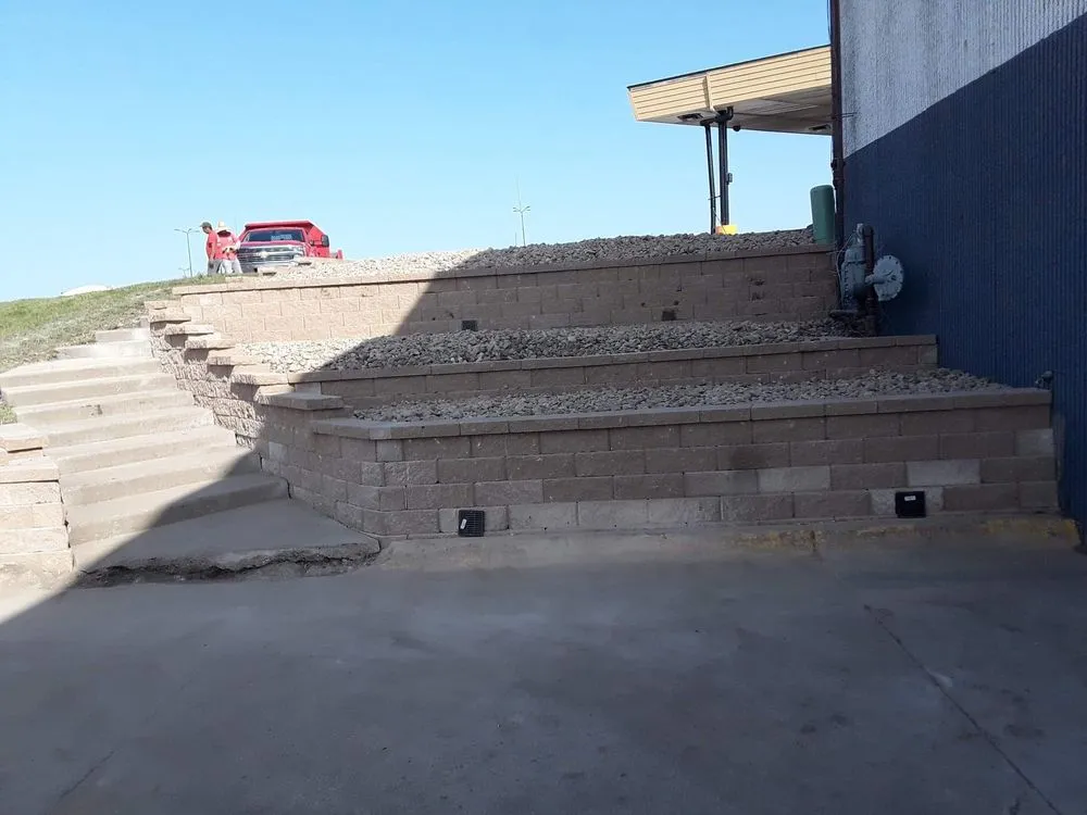 Professional lawn mowing service in Johnston, IA - Kaldenberg's PBS Landscaping & Lawn Care