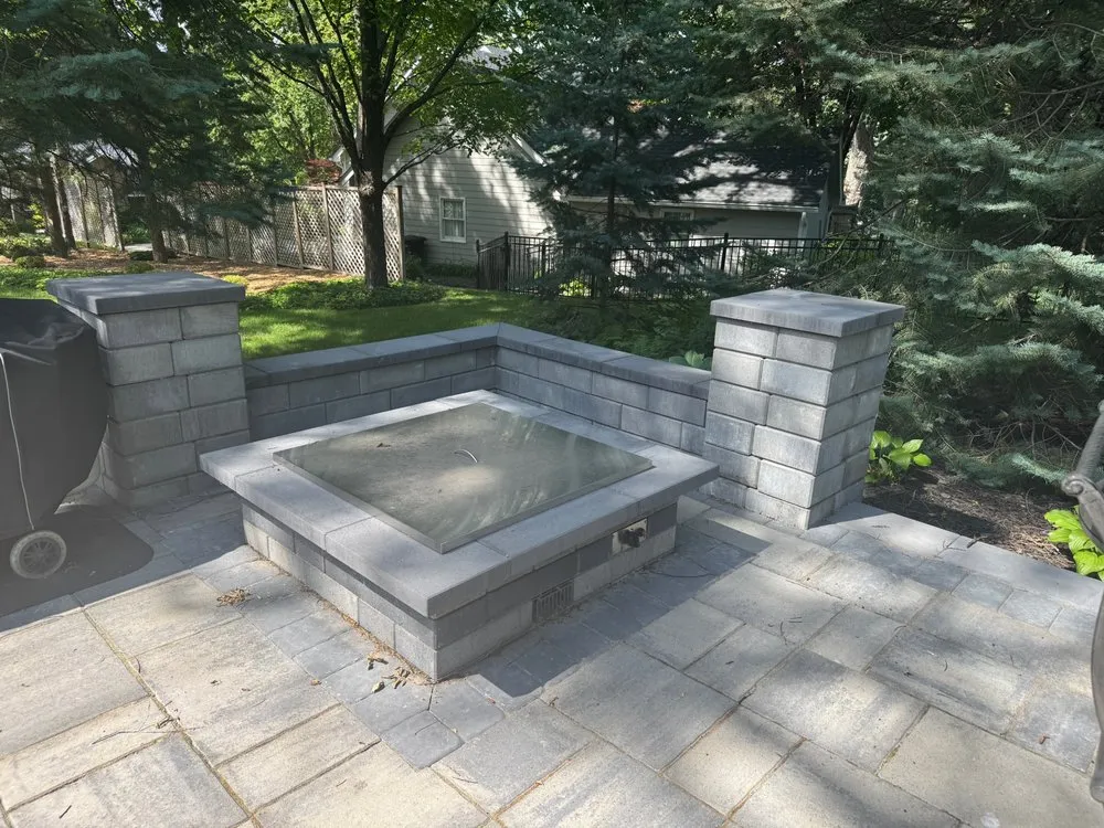 Professional lawn care service in Johnston, IA - Kaldenberg's PBS Landscaping & Lawn Care