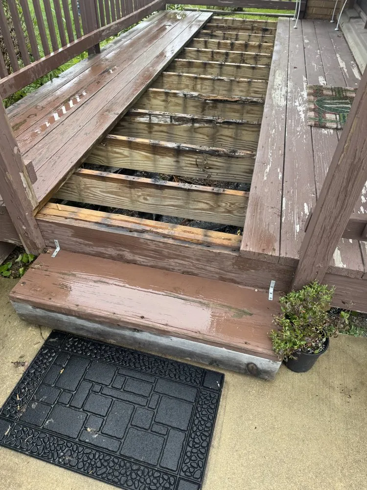 Local garden landscaping in Chelsea, MI by Kalen’s Mowing and Yard Services