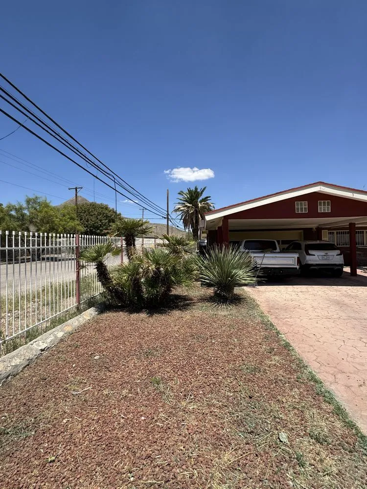 Reliable yard cleanup service experts serving El Paso, TX - Kalimbas Landscaping Service