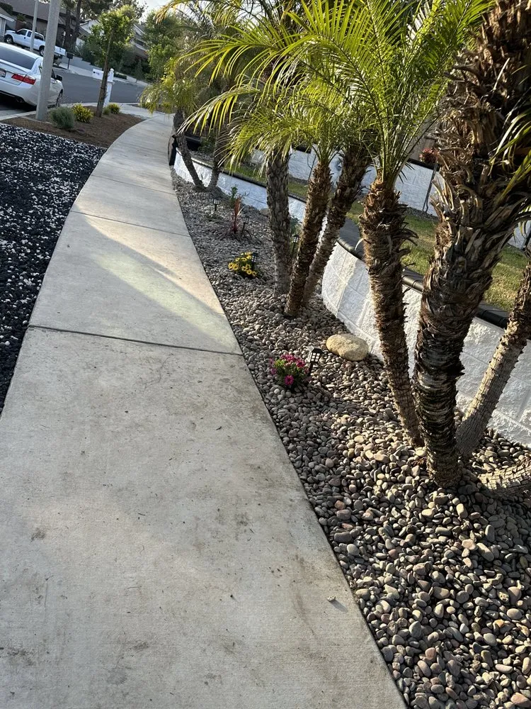 Reliable yard maintenance in Fontana, CA by Kallileah Landscape