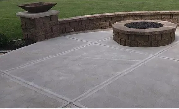 Top-rated yard cleanup service in Omaha, NE by Kalo Landscaping