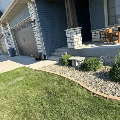 Affordable landscape design experts serving Wellman, IA - Kalonial Lawn Care