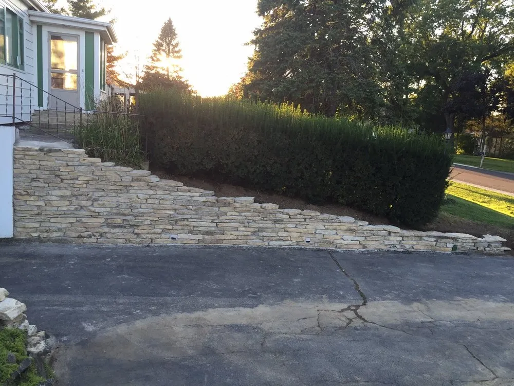 Local lawn care service experts serving Hinsdale, IL - Kamin Landscaping