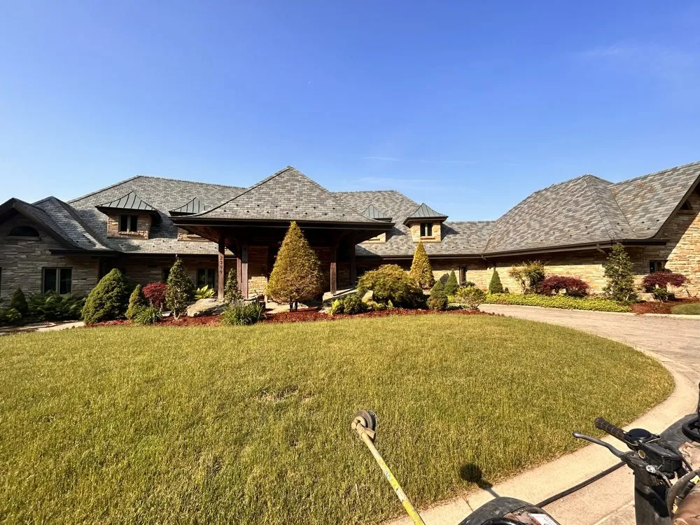 Professional landscaping services near you across Pittsburgh, PA - Kamo’s Landscaping