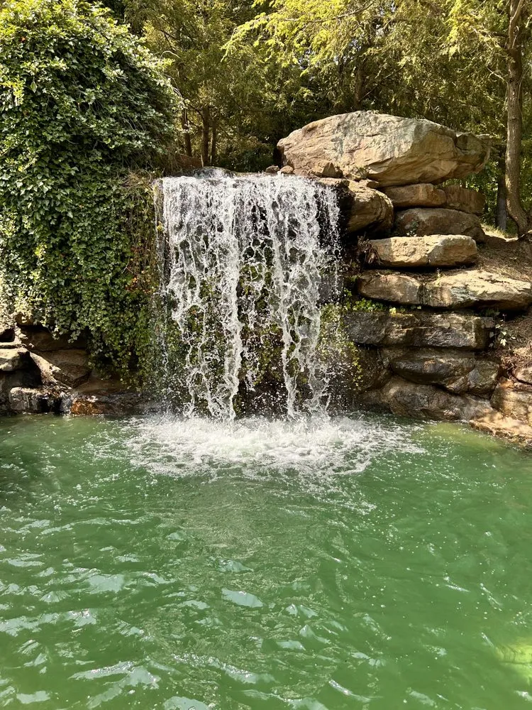 Custom garden landscaping in Pittsburgh, PA - Kamo’s Landscaping