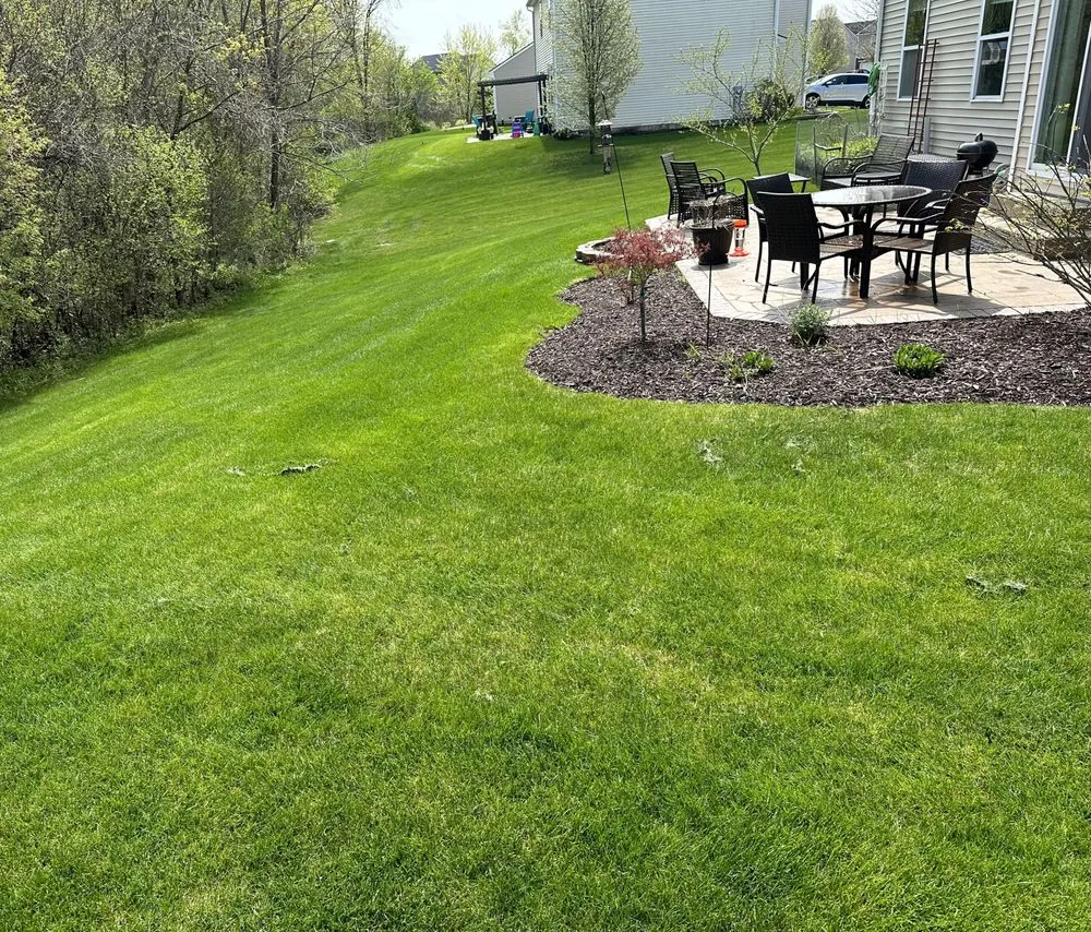 Top-rated landscape installation in Detroit, MI - Kams Lawn
