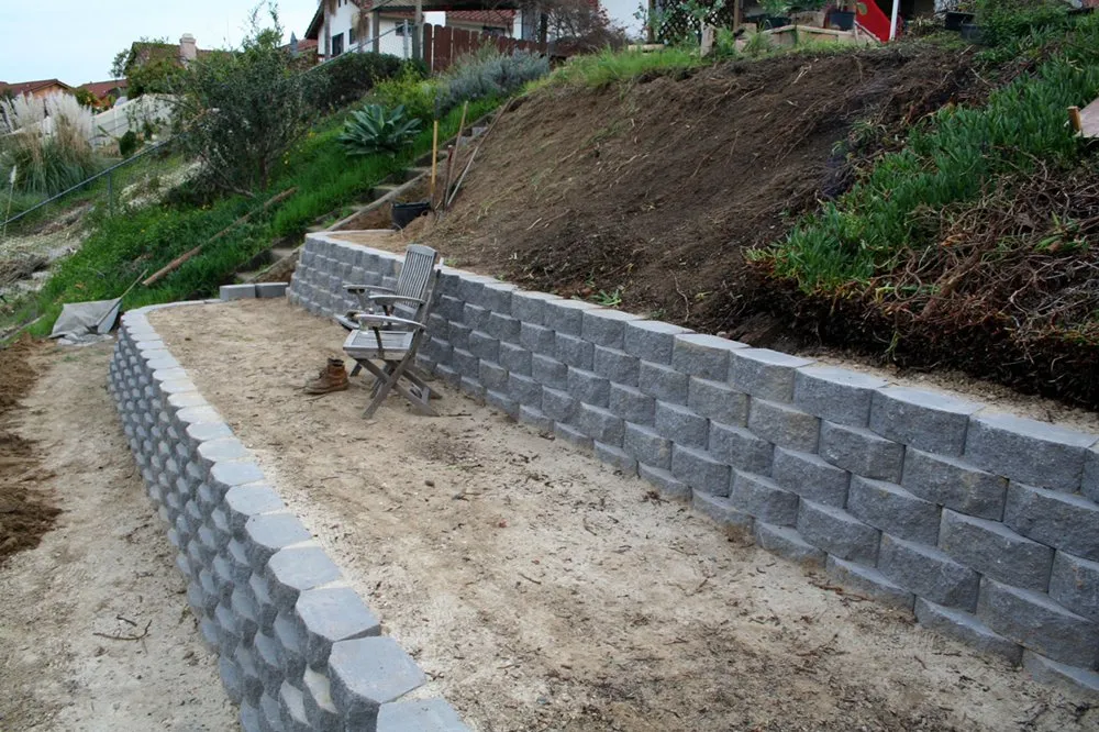 Custom landscaping services experts serving Pāhoa, HI - Kanaka Rockwalls Fencing And Landscaping