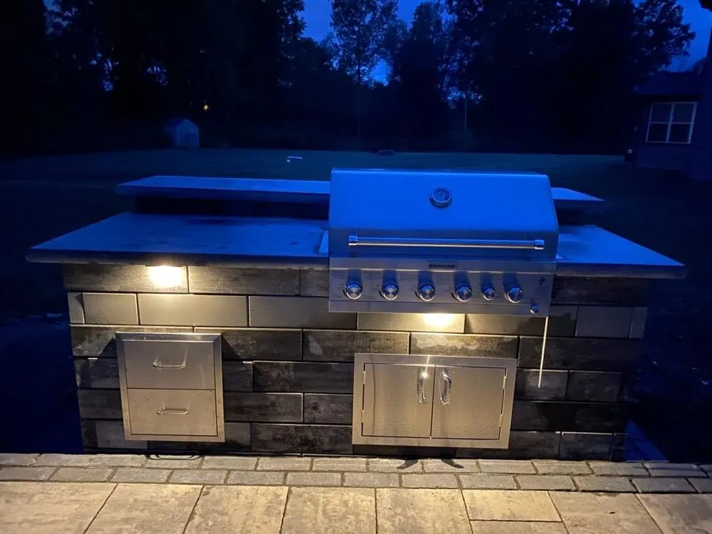 Custom yard cleanup service experts serving Lansing, MI - Kanazeh Lawn Service