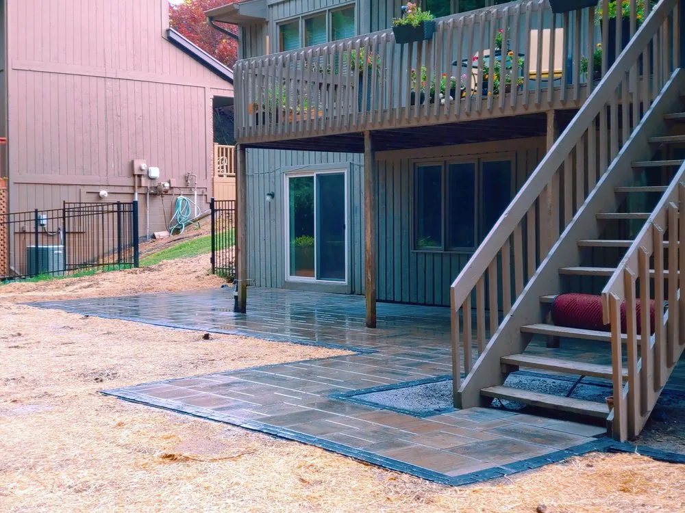 Expert lawn care service experts serving Lansing, MI - Kanazeh Lawn Service