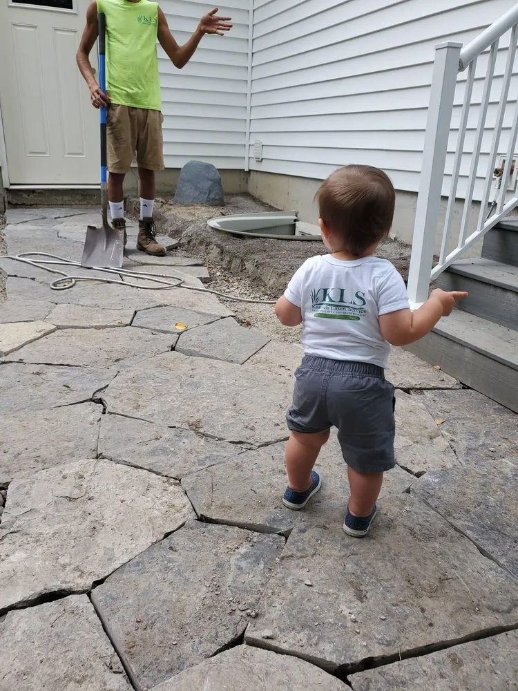 Trusted outdoor landscaping experts serving Lansing, MI - Kanazeh Lawn Service